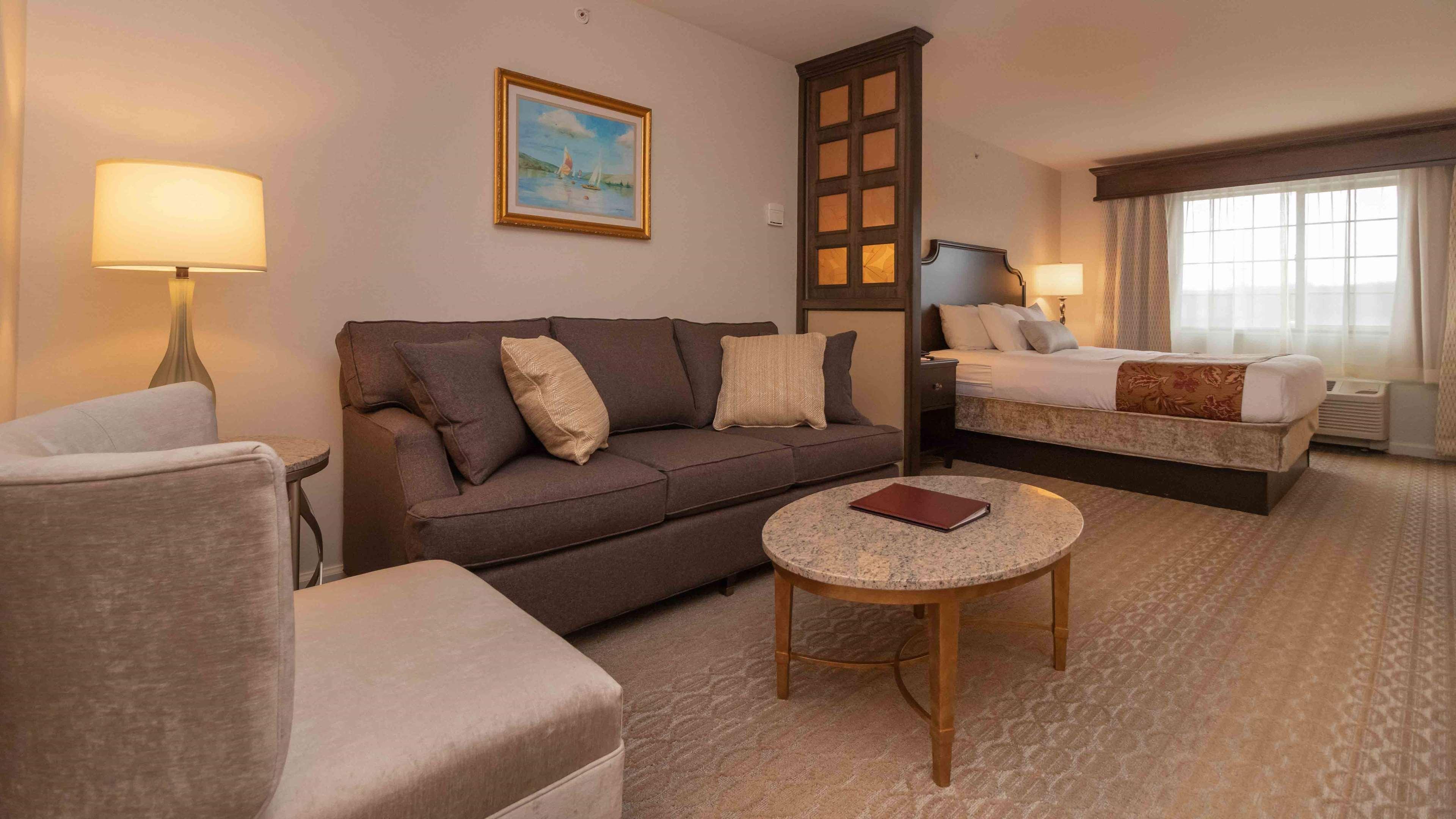 Best Western Plus Vineyard Inn And Suites Penn Yan Exterior foto