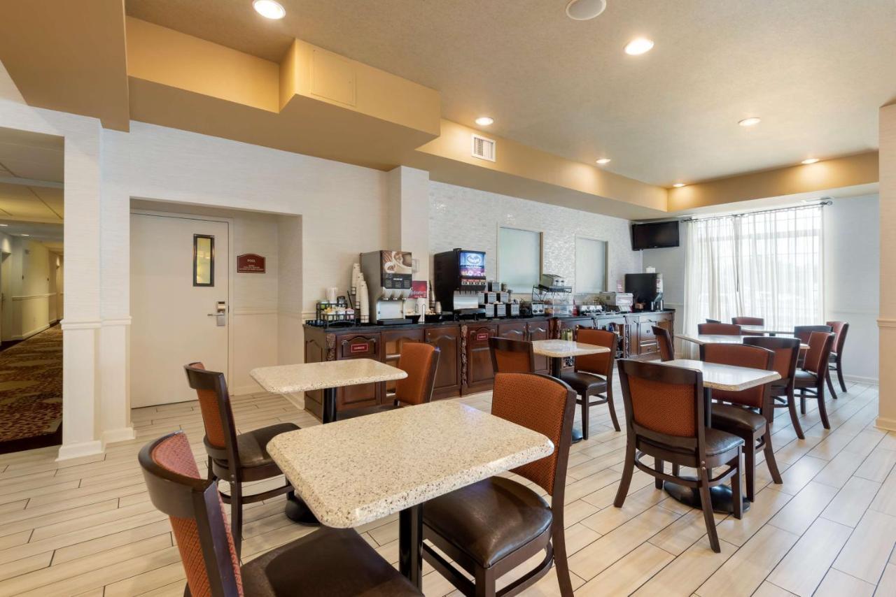 Best Western Plus Vineyard Inn And Suites Penn Yan Exterior foto