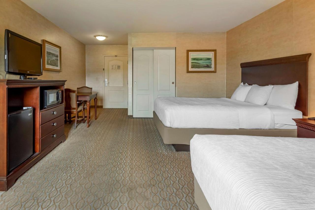 Best Western Plus Vineyard Inn And Suites Penn Yan Exterior foto